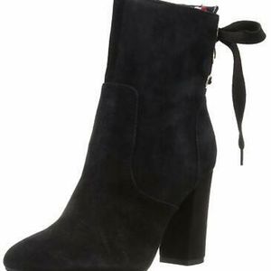 Tommy Hilfiger Womens Divah Leather Almond Toe Ankle Bootie